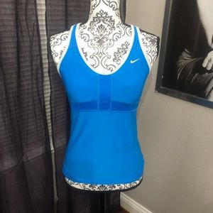 SOLD ‼️Women's Nike Dri-Fit top